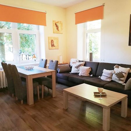 Ferienwohnung Und Pension "Zur Aue" Konigsbruck Eksteriør bilde