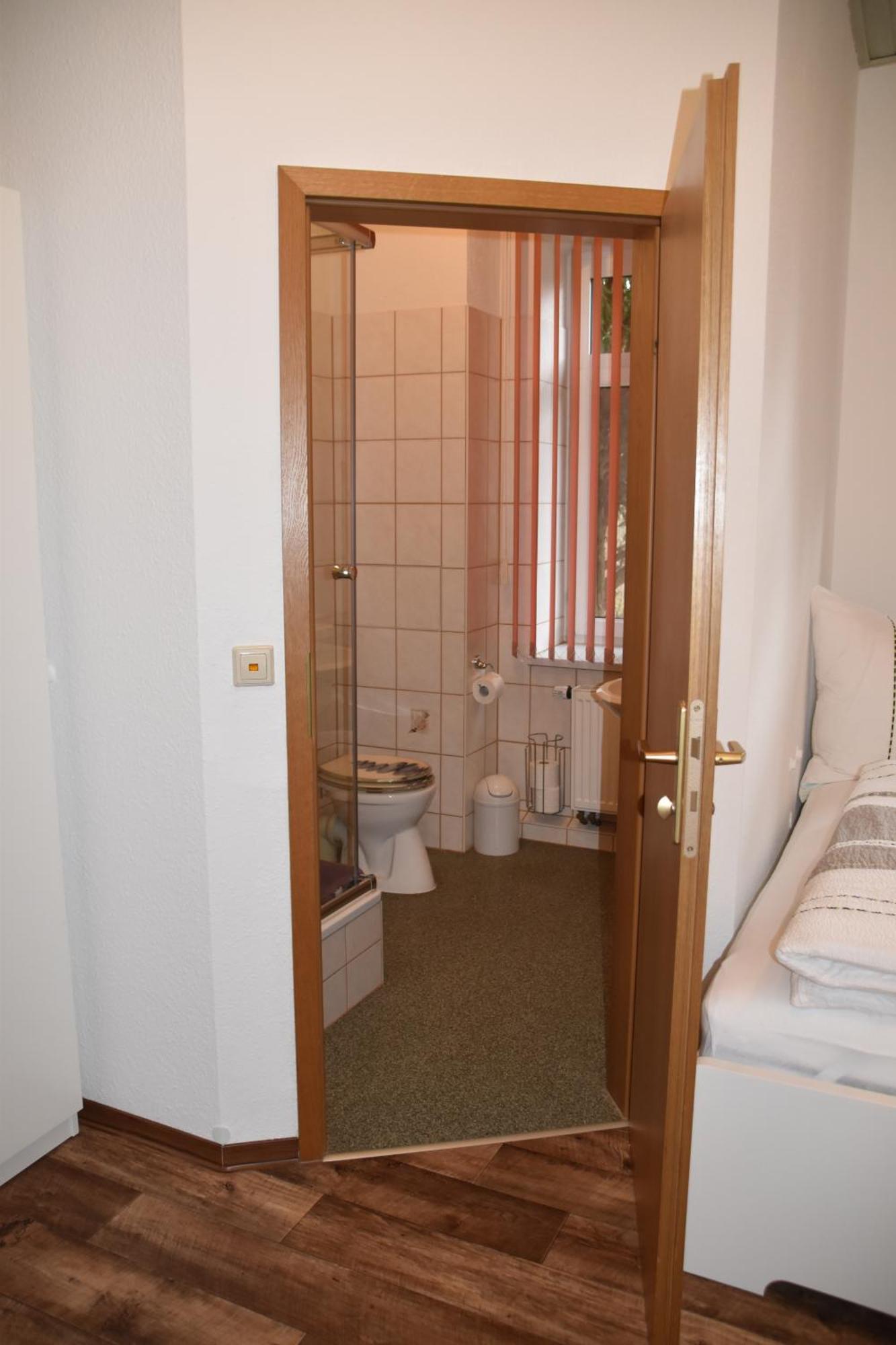 Ferienwohnung Und Pension "Zur Aue" Konigsbruck Eksteriør bilde